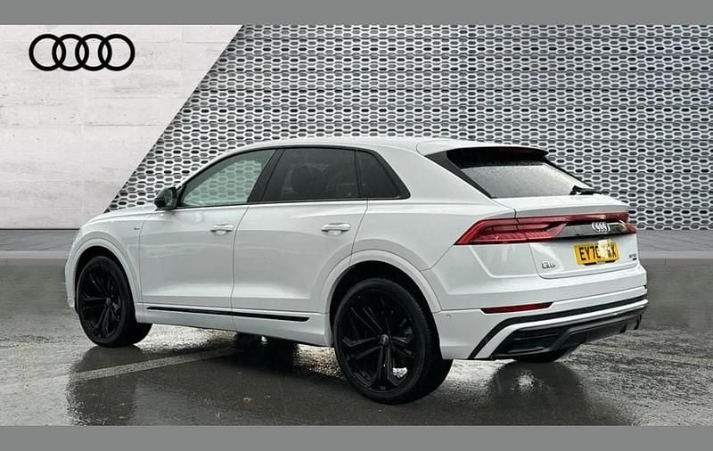 Used Audi Q8 Comfort 281 HP (206 kW) 2020 White SUV