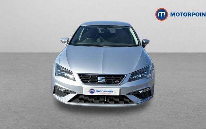 Used Seat Leon FR 190 HP (139 kW) 2019 Silver Hatchback