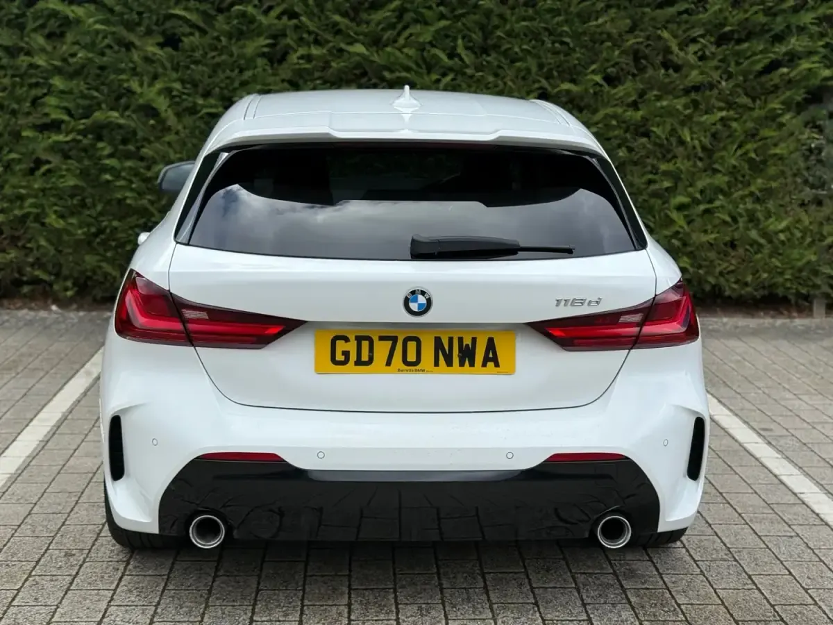 Usado BMW 118 M Sport 2021 Branco Citadino