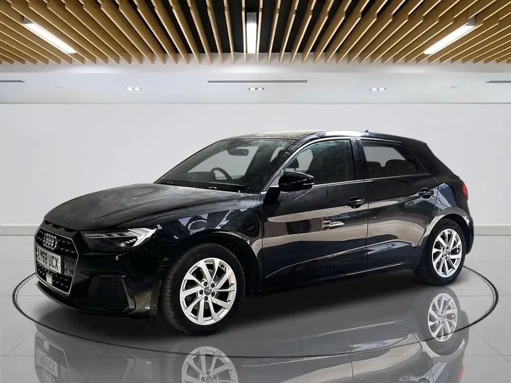 Used Audi A1 Sportback Sport 116 HP (85 kW) 2019 Black Hatchback
