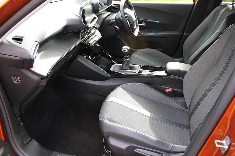 Used Peugeot 2008 Allure Premium 100 HP (73 kW) 2022 Orange SUV