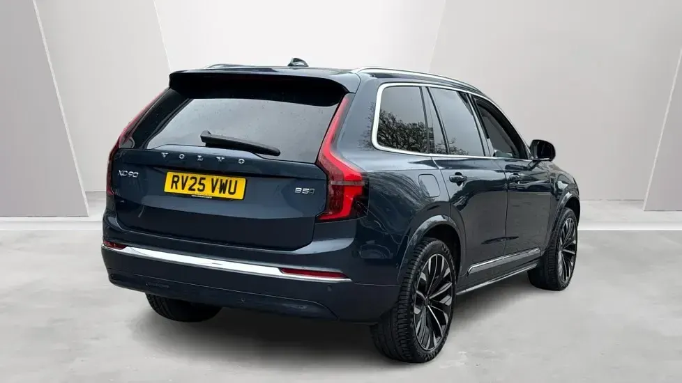 Used Volvo XC90 Ultra 250 HP (183 kW) 2025 Blue SUV