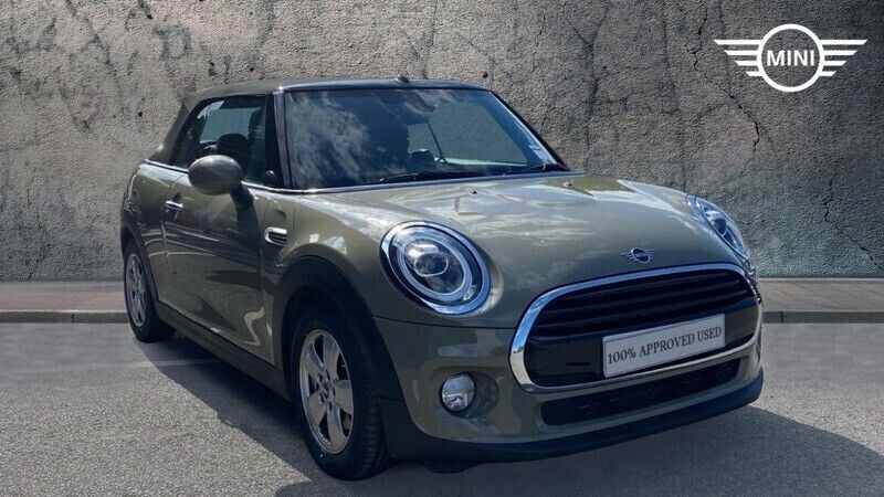 Grey Used 2019 Mini Cooper Classic Hatchback | £14,999 (Good price) - Image 1/4