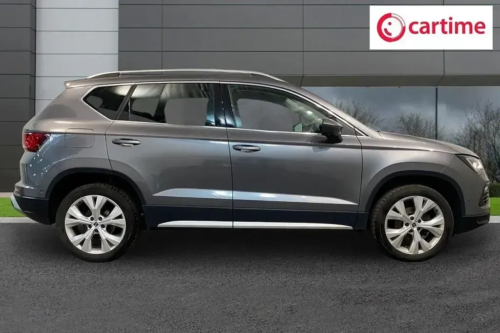 Begagnad Seat Ateca Xperience 150 HK (110 kW) 2022 Grå SUV