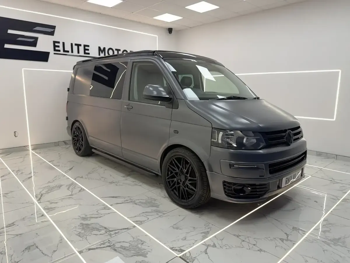 Used VW Transporter 102 HP (75 kW) 2011 Grey Van