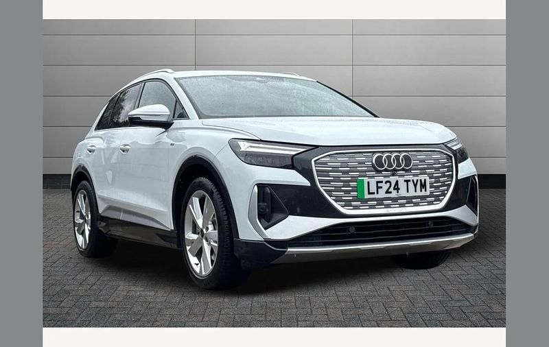 White Used 2024 Audi Q4 e-tron S-Line SUV | £32,950 (Super price) - Image 1/4