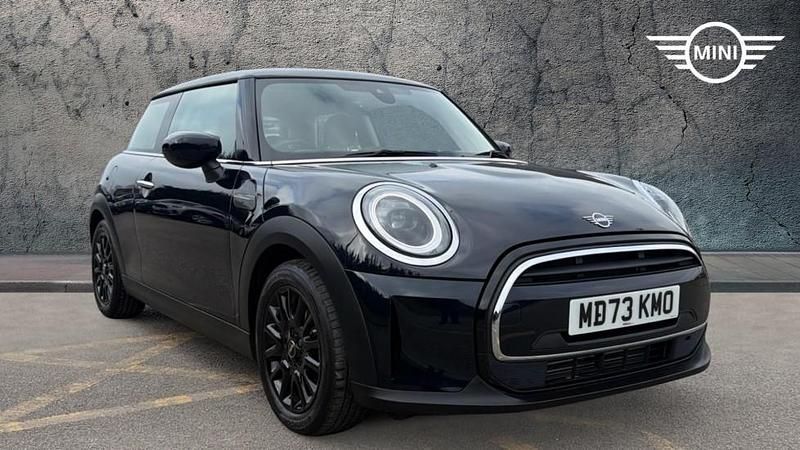 Used Mini Cooper Classic 134 HP (98 kW) 2023 Black Hatchback