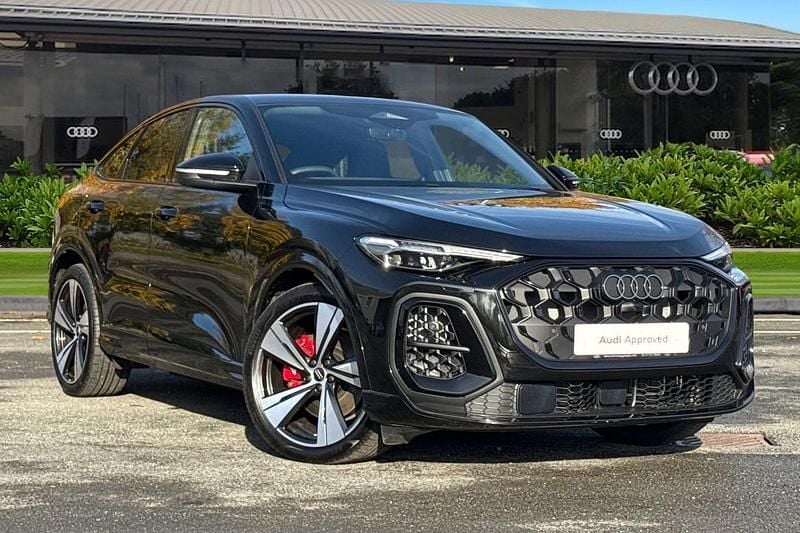 Black New 2025 Audi SQ5 Advanced SUV | £68,345 (Fair price) - Image 1/4