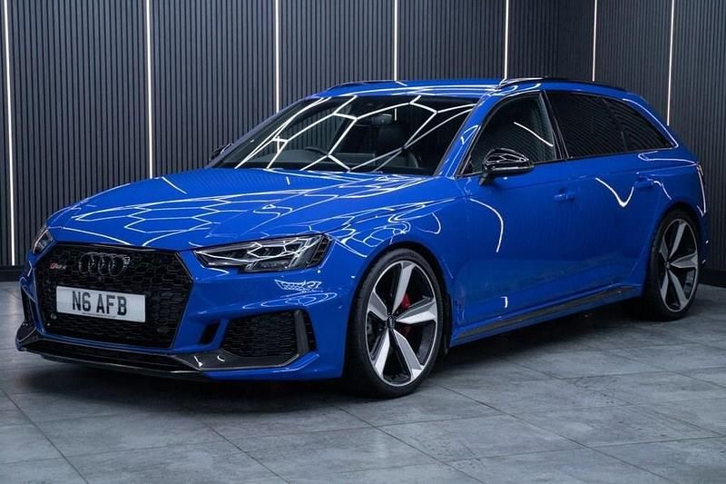 Used Audi RS4 Design 451 HP (331 kW) 2018 Blue Estate