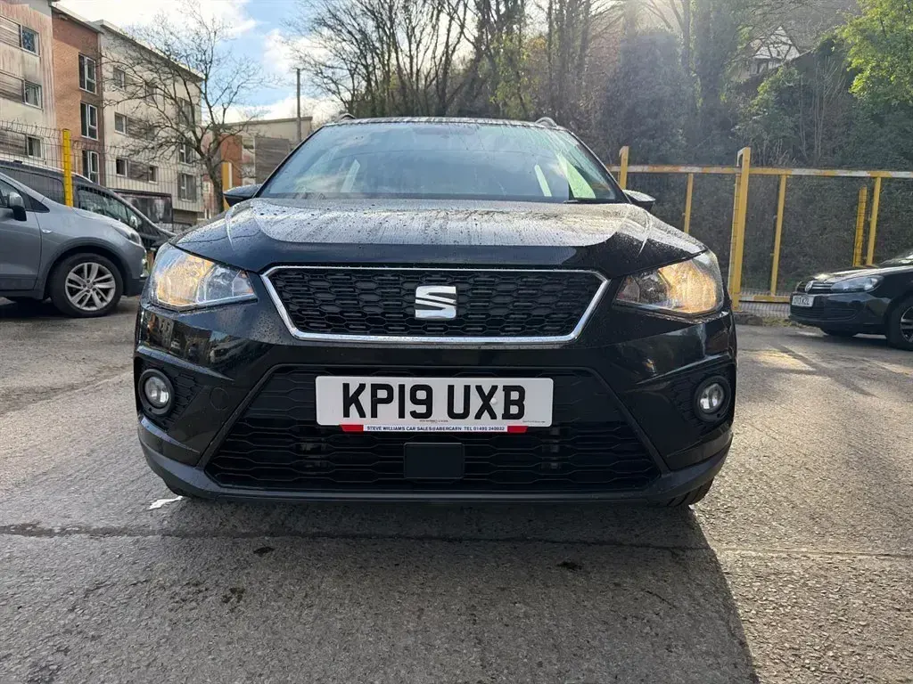 Begagnad Seat Arona SE Technology 115 HK (84 kW) 2019 Svart SUV