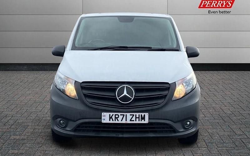Used Mercedes Vito Progressive 163 HP (119 kW) 2023 Van