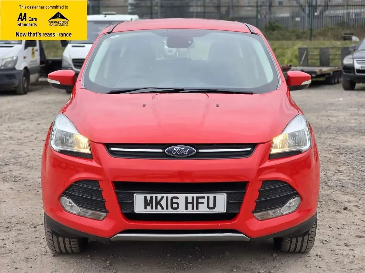 Used Ford Kuga Zetec 150 HP (110 kW) 2016 Red SUV