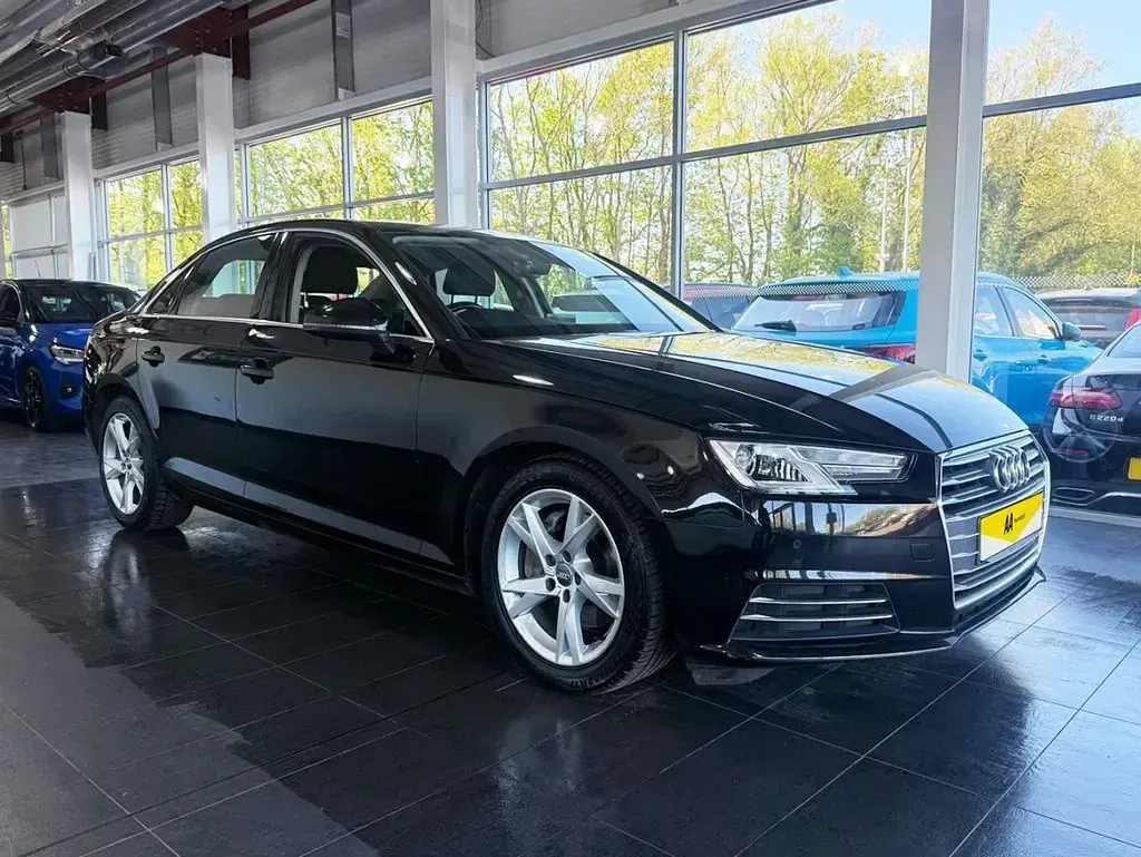 Used Audi A4 Sport 190 HP (139 kW) 2017 Black Sedan