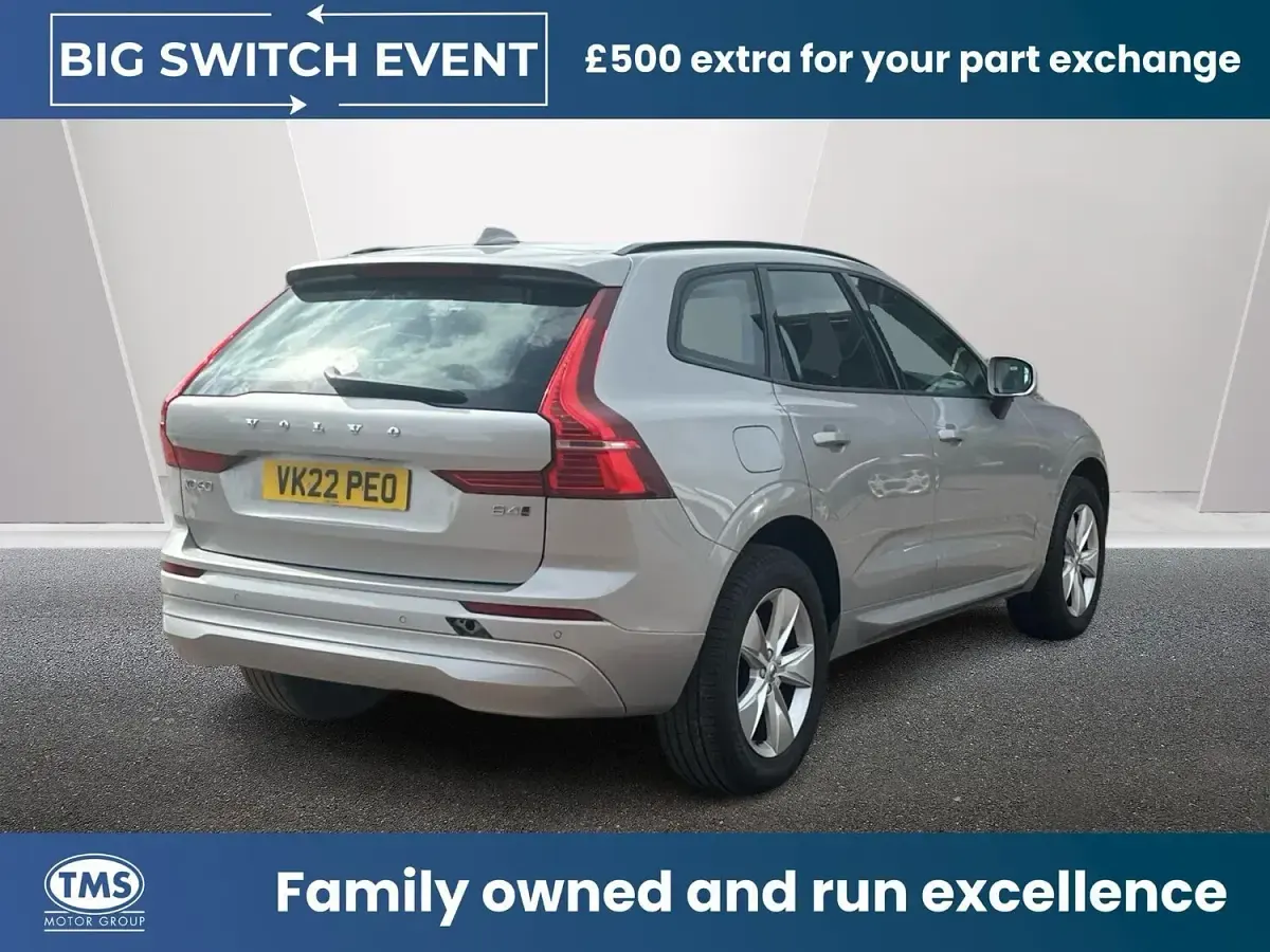 Used Volvo XC60 Momentum 2022 Silver SUV