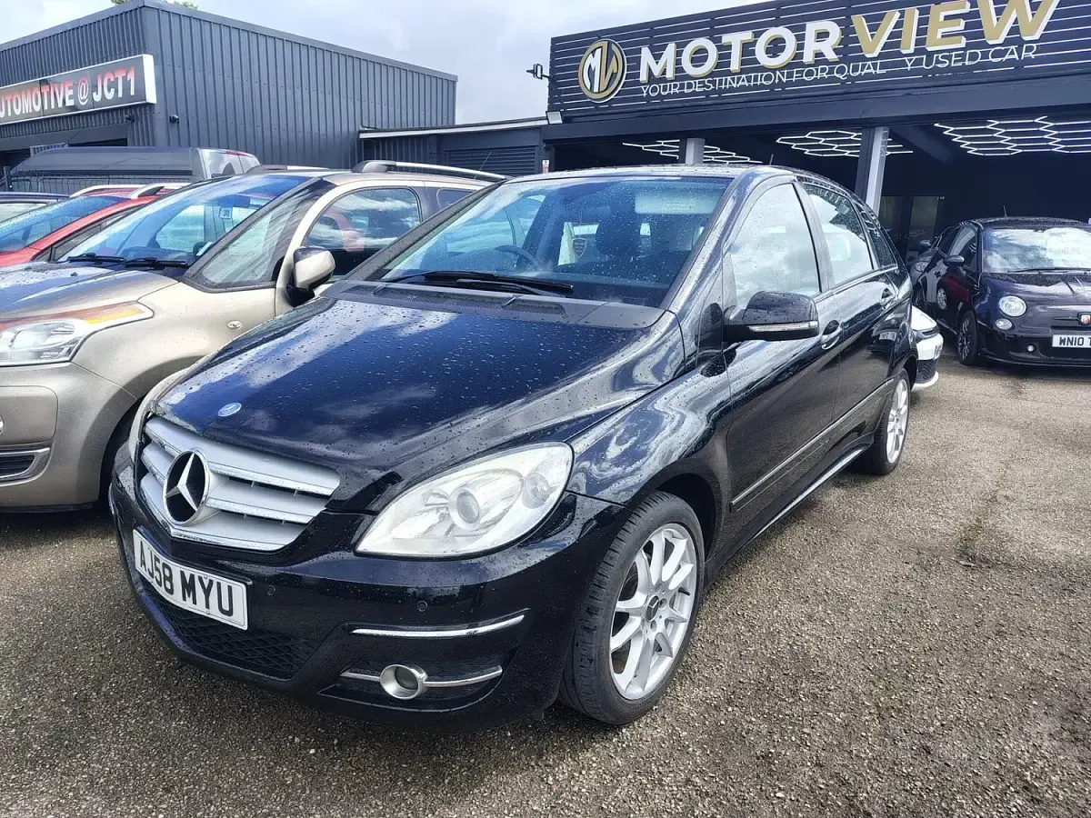 Used Mercedes B150 2008 Black MPV