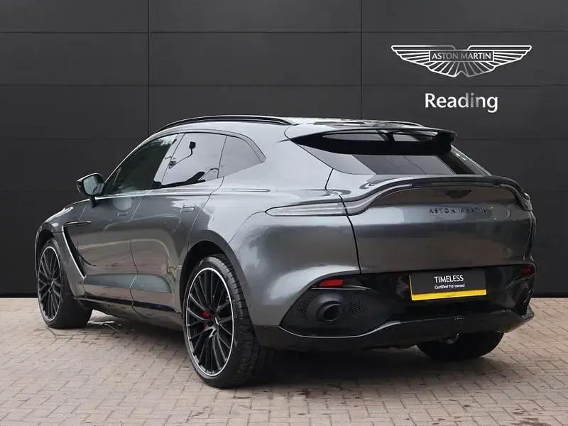 Usado Aston Martin DBX 2022 Plateado SUV