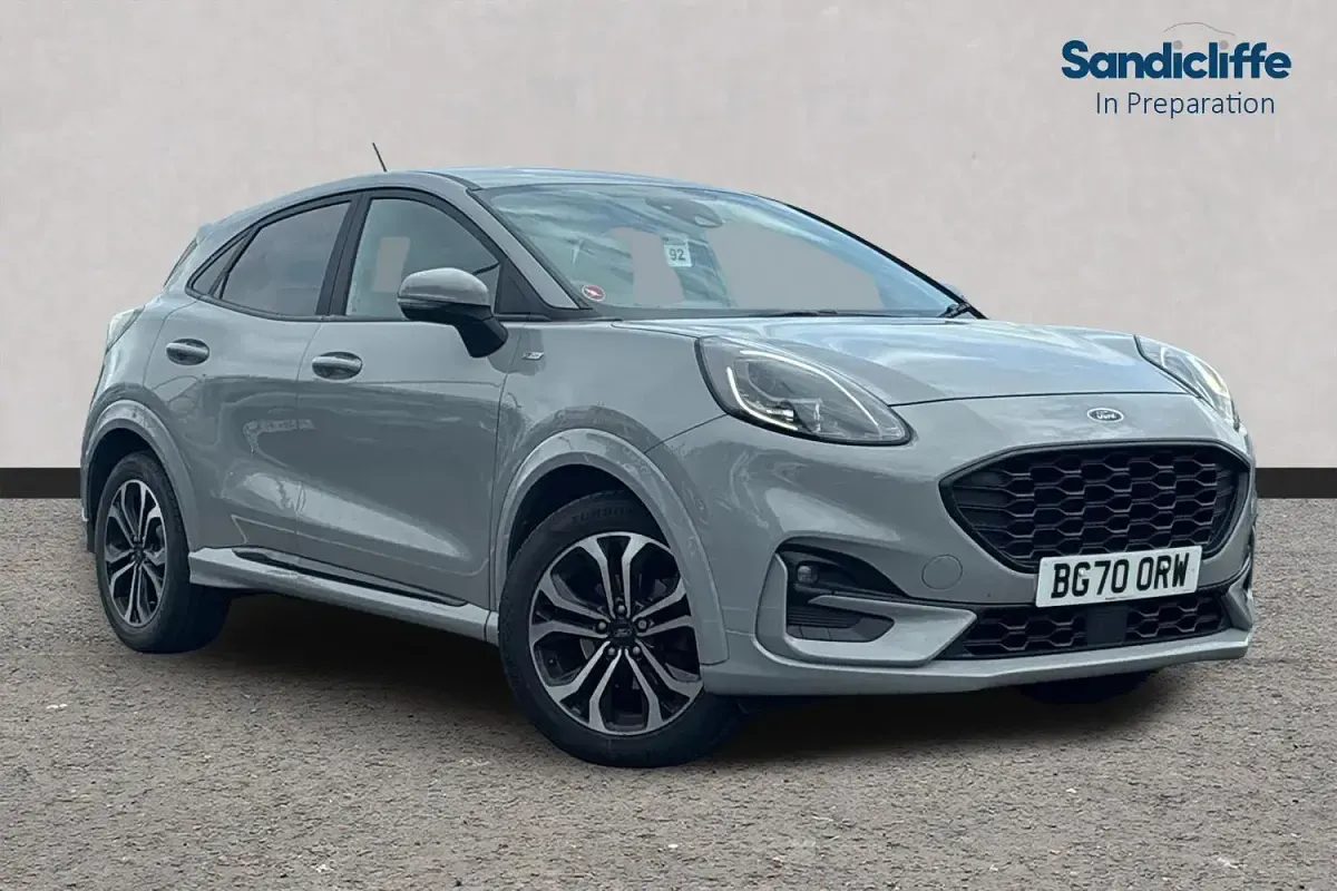 Käytetty Ford Puma ST-Line 155 HP (114 kW) 2023 Katumaasturi