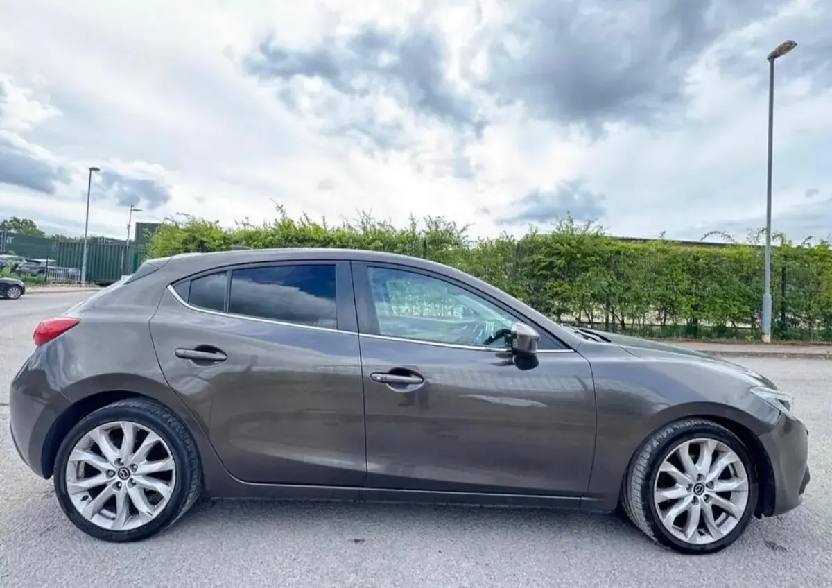 Used Mazda 3 Inclusive 150 HP (110 kW) 2014 Grey Hatchback