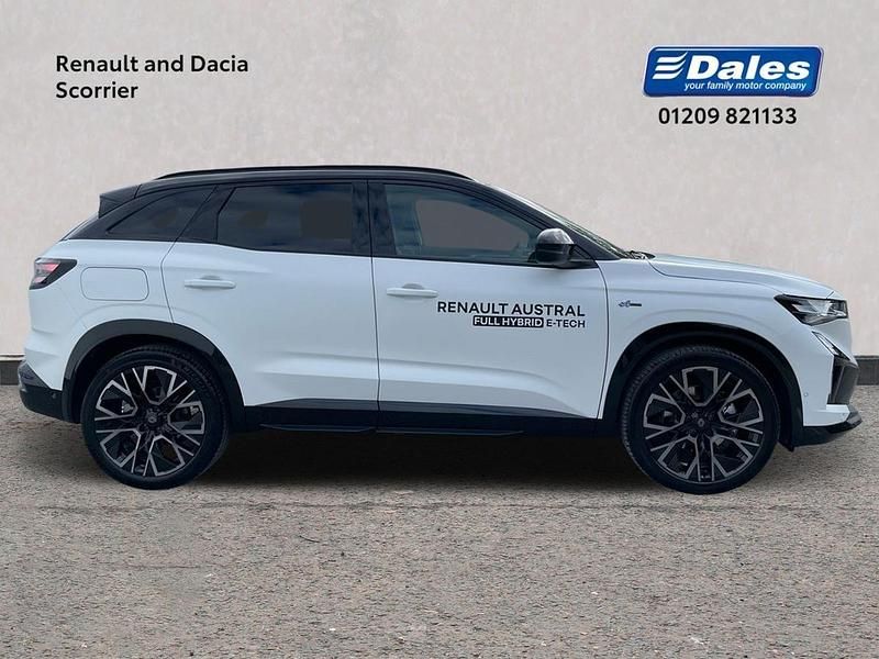 Used Renault Austral Techno Esprit Alpine 2025 Matte satin white with diamond black SUV