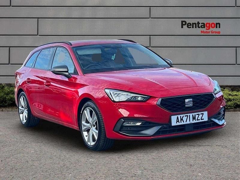 Red Used 2021 Seat Leon FR Estate | £16,800 - Image 1/4