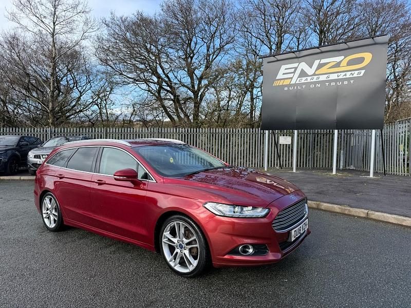 Used Ford Mondeo Titanium 180 HP (132 kW) 2018 Red Estate