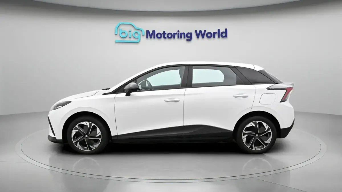 Usado MG MG4 EV SE 319 kW (435 CV) 2024 Blanco Utilitario