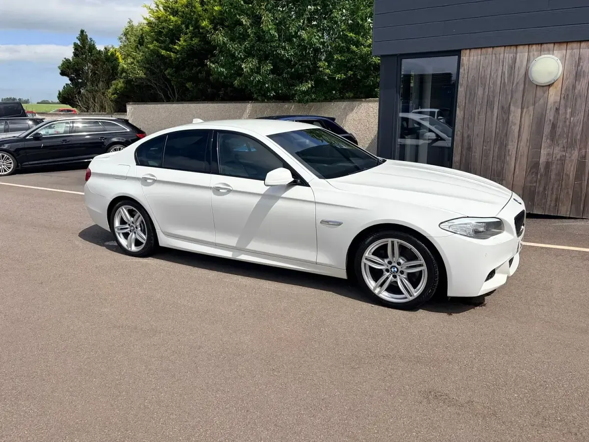 Used BMW 530 M Sport 258 HP (189 kW) 2013 White Sedan