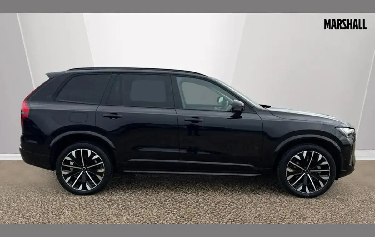 Used Volvo XC90 Ultra 455 HP (334 kW) 2025 Black SUV