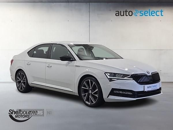 Used Skoda Superb SportlinePlus 150 HP (110 kW) 2023 White Hatchback