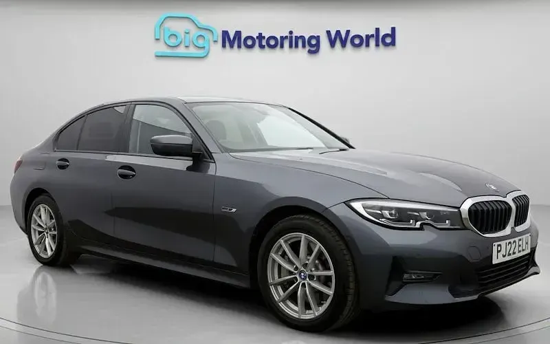 Used BMW 330e 292 HP (214 kW) 2022 Sedan
