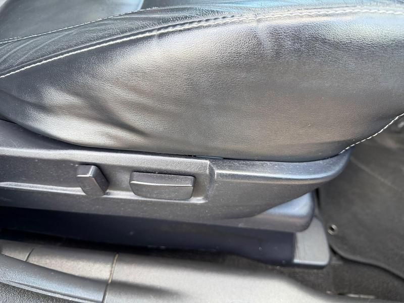 Used Mitsubishi Outlander P-HEV 200 HP (147 kW) 2016 Grey SUV