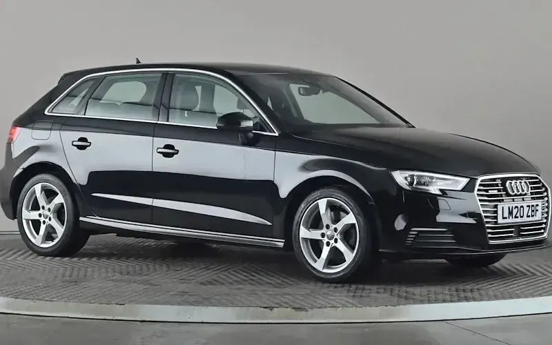 Used Audi A3 e-tron Comfort 204 HP (150 kW) 2020 Hatchback