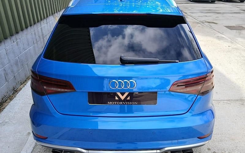 Used Audi S3 Sportback Performance 310 HP (228 kW) 2018 Blue Hatchback