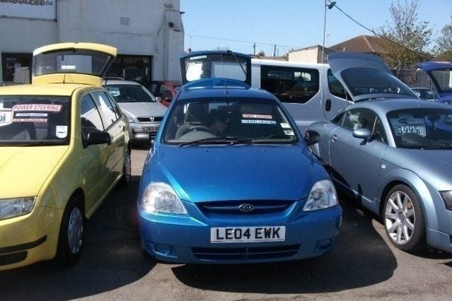 Used Kia Rio 80 HP (58 kW) 2004 Hatchback