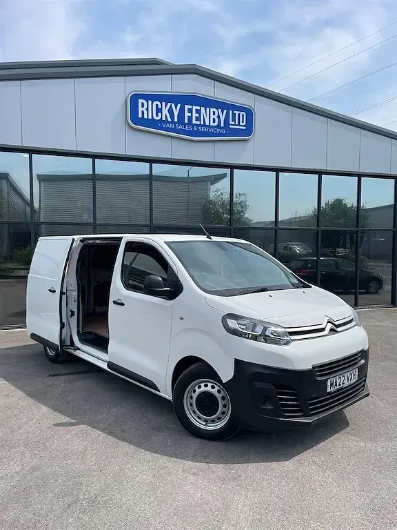 Used Citroën Dispatch 2022 White MPV