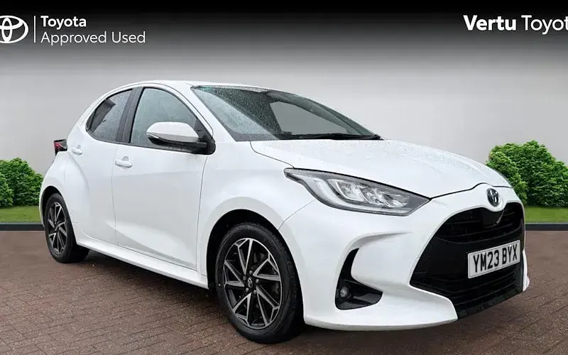 Used Toyota Yaris Design 116 HP (85 kW) 2023 Hatchback