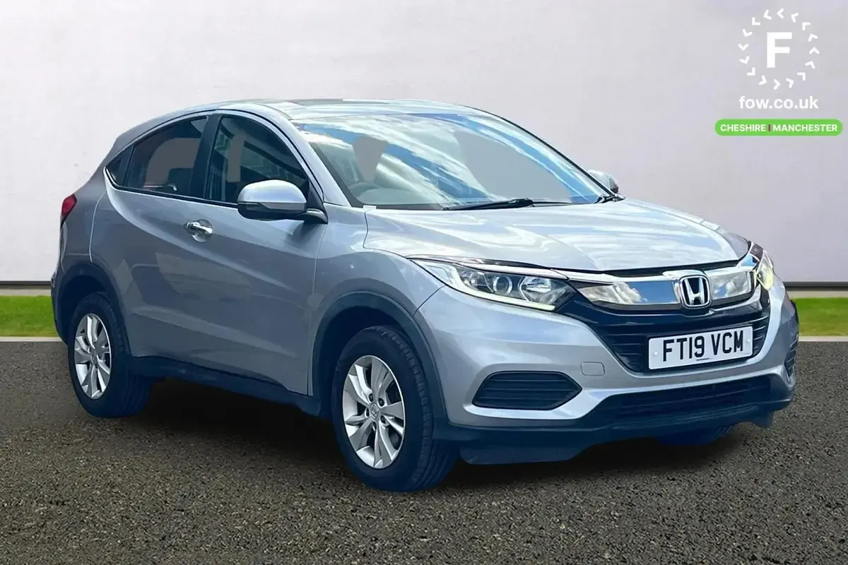 Używany Honda HR-V S 130 KM (95 kW) 2019 Srebrny SUV