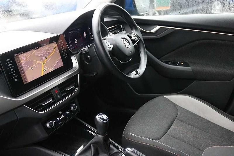 Used Skoda Scala SE L 94 HP (69 kW) 2021 Race blue metallic Hatchback