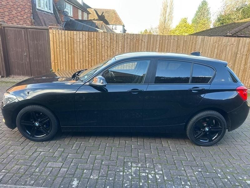 Black Used 2015 BMW 116 Sport Line Hatchback | £4,990 (Good price) - Image 1/4