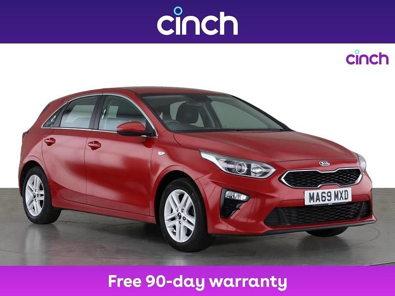 Red Used 2019 Kia Ceed Hatchback | £10,249 (Fair price) - Image 1/3