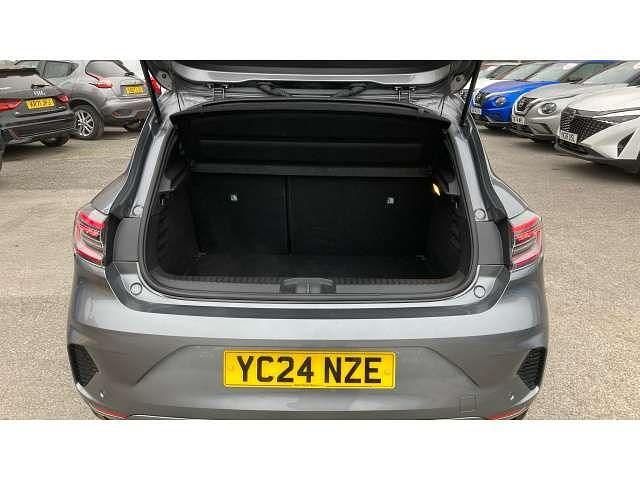 Used Renault Clio V Esprit Alpine 90 HP (66 kW) 2024 Grey Hatchback