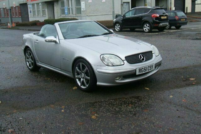 Used 2002 Mercedes SLK230 Cabriolet | £3,995 - Image 1/3