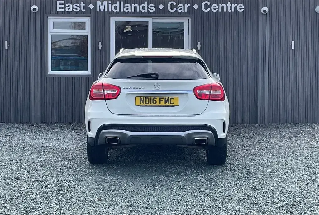 Used Mercedes GLA200 AMG line 136 HP (100 kW) 2016 White SUV