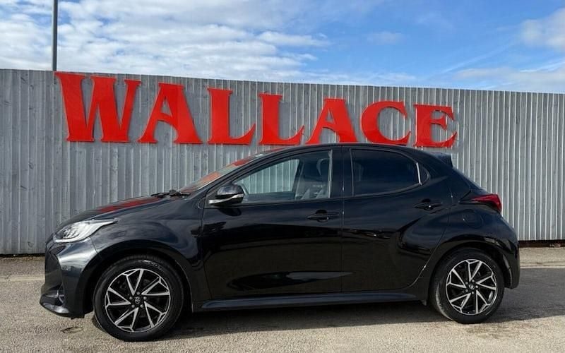 Used Toyota Yaris Hybrid Design 116 HP (85 kW) 2026 Hatchback