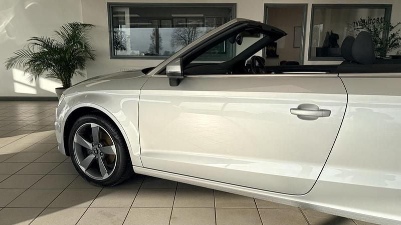 Used Audi A3 Cabriolet Sport 140 HP (102 kW) 2014 Silver Cabriolet