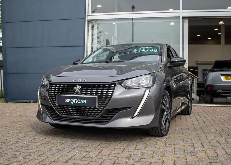 Used Peugeot 208 Active+ 74 HP (54 kW) 2023 Grey Hatchback