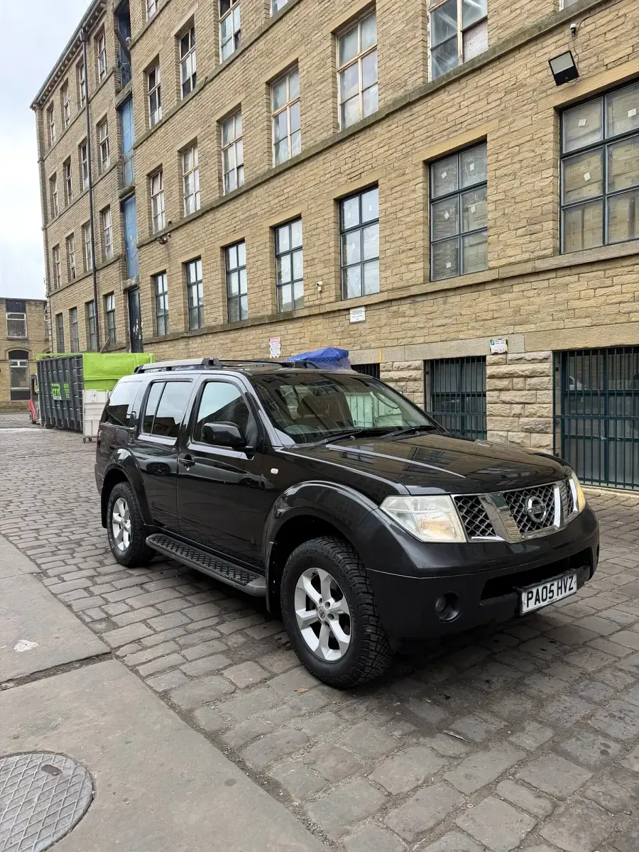 Used Nissan Pathfinder 2005 Black SUV
