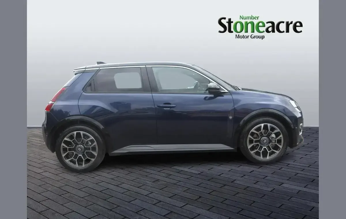 New Audi A3 e-tron Sport 200 HP (147 kW) 2026 Black Hatchback
