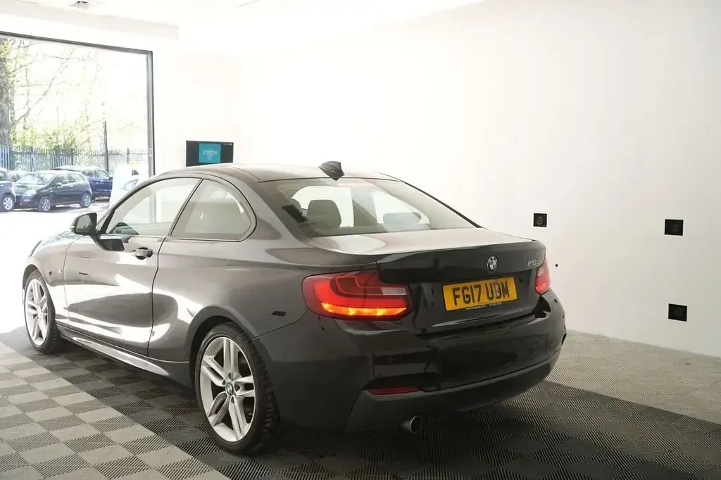 Usado BMW 218 M Sport 150 CV (110 kW) 2017 Negro Coupe