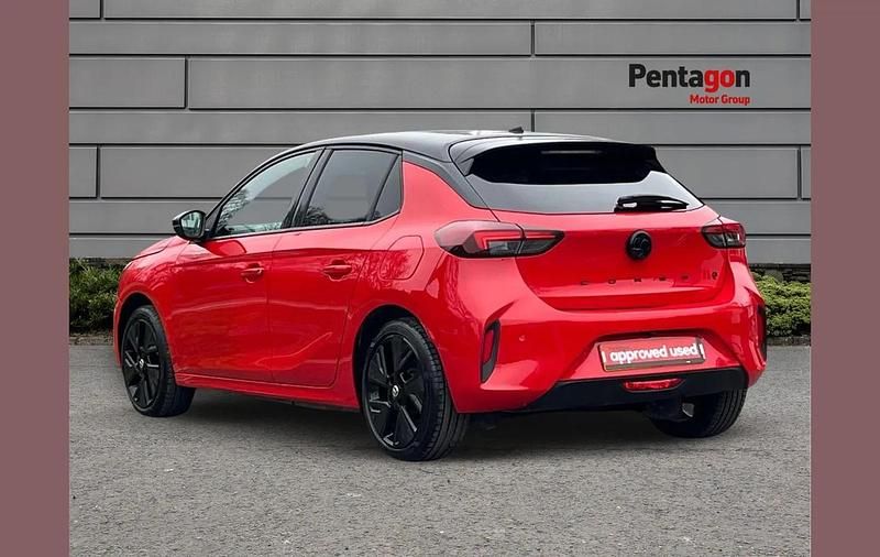 Used Vauxhall Corsa-e Edition 100 kW (136 HP) 2022 Red Hatchback